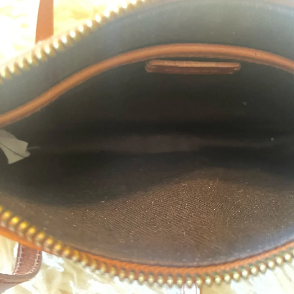 Madewell | the Simple Crossbody Bag ~ English Saddle - Picture 6 of 7